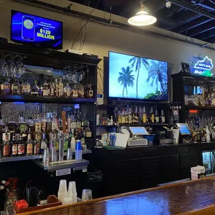 the bar area of a restaurant
