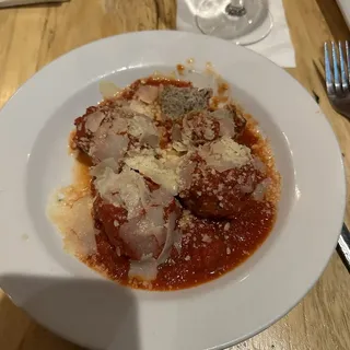 Nonna-s Meatball