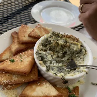 Roasted Artichoke Spinach Dip