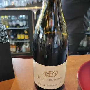 Erath Resplendent Pinot Noir... may be my replacement for the 'now too sweet' Meomi.. very enjoyable..