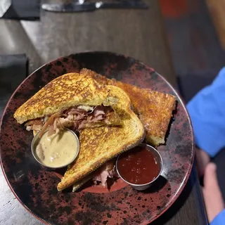 Montamore Hash Browns