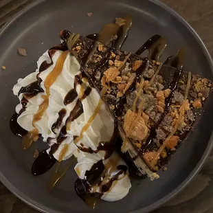 Butterfinger peanut butter pie