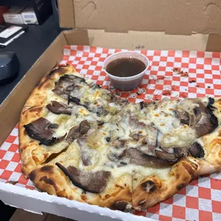 French dip pizza it&apos;s amazing