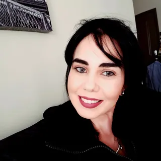 Maíra R.