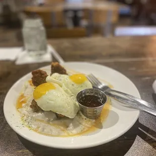 Tupelo honey chicken Eggs Benedict