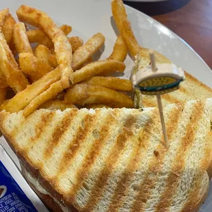 Shrimp and avocado melt