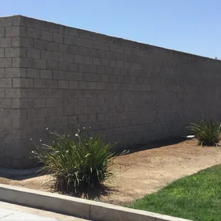 Commercial block wall