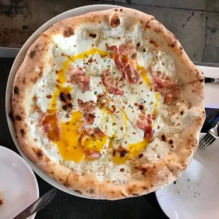 Carbonara Pizza