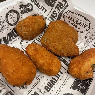 6 Piece Bacon Jalapeno Poppers with Cream Cheese