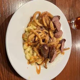 Smokehouse Mac and Cheese with both pulled pork and sausage.