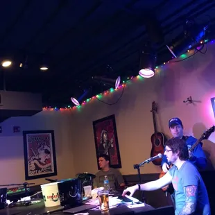 Four other talented musicians jamming to hits requested by patrons. Mash-ups created and interactive music is enjoyed.
