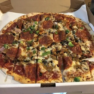 Brickhouse Supreme with Green Peppers