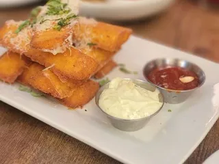 Paesanos