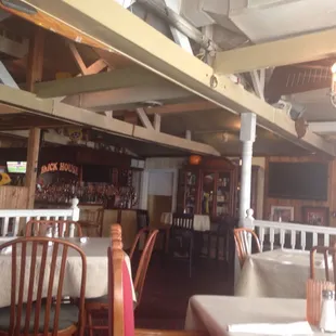 Simple. Quiet. Great customer service.