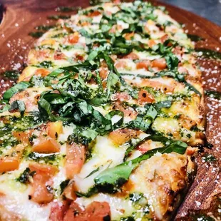 a closeup of the pizza