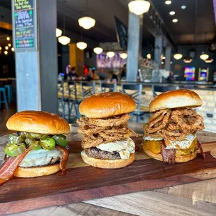 Gourmet Burgers, Wraps, Flatbreads, Salads