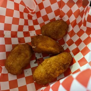 Jalapeño poppers so-so