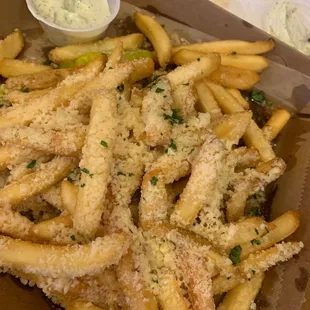 Garlic fries