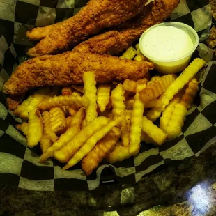 Chicken strips dinner