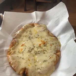 Margarita pizza without the tomatoes