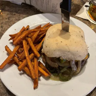 Jalapeño burger w sweet potato