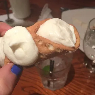 Cannoli