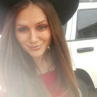 Ashleigh N.