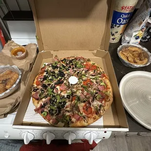 Mozzarella Cheese Sticks Potato Wedges Pizza