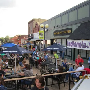 Summer Patio at Brickhouse Tavern