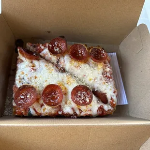 food, pizza