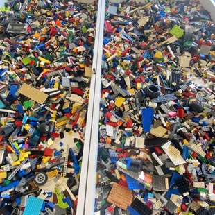 Misc Lego prices for purchase in different container sizes