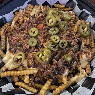Chili cheese fries
