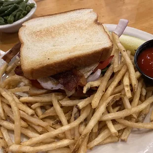 Grilled Chicken Club