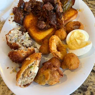 Sampler platter (we had ate some already)