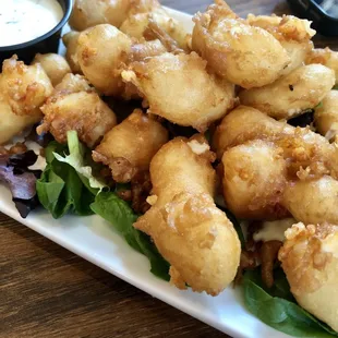 Fried cheese curds