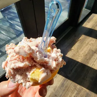 Strawberry Cheesecake Gelato