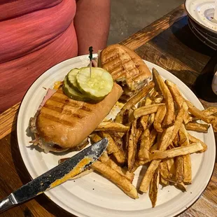 Cuban sandwich