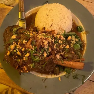 Coconut Green Curry Lamb Shank
