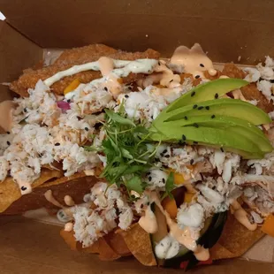 Crab wonton nachos