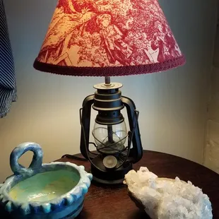 The base of this lamp is also unique. Not bad for $7.00