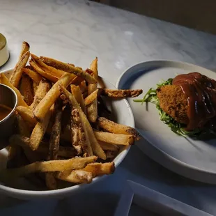 Fried chicken with fries