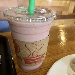 strawberry banana lassi