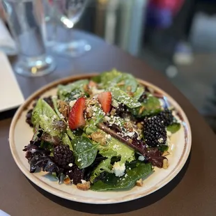 Berries, walnut, feta salad