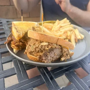 Meatloaf sandwich