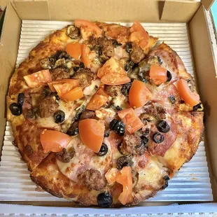 Chef&apos;s Special Pizza