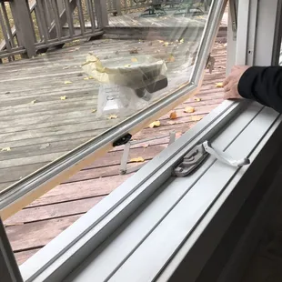 Windows not painted fully