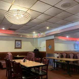 This is dining room ! I love the chandler!