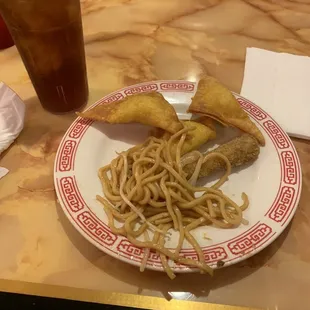 This is House Lo Mein and crab Rangoon! I loved it!