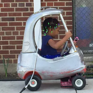 Outdoor playtime is not just another environment for play--it also provides a rich learning opportunity that benefits a child's development.