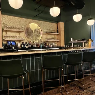 Back bar